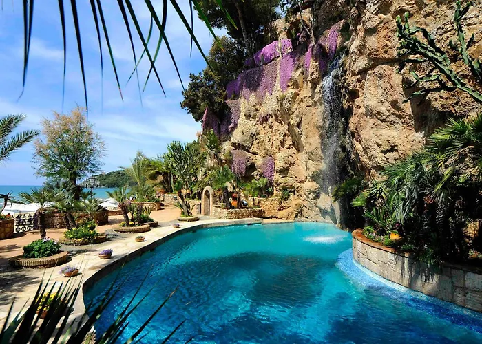 Aeneas' Landing ResortAlbergo